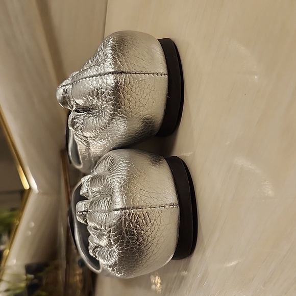 Silver Flats by Tory Burch Miller Symbol Reva - Picture 4 of 9